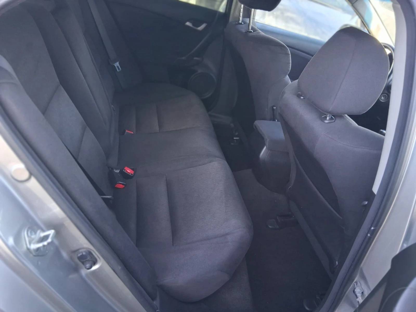 Honda Accord 2.0 СПОРТ  ЛИМУЗИНА, снимка 12 - Автомобили и джипове - 56223169