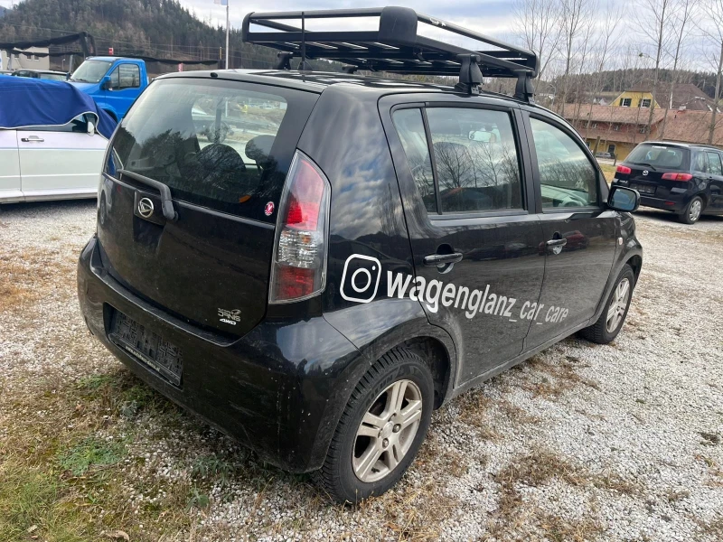 Daihatsu Sirion 4х4, снимка 4 - Автомобили и джипове - 48759966