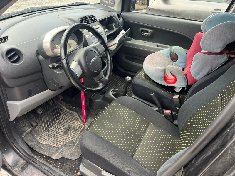 Daihatsu Sirion 4х4, снимка 5 - Автомобили и джипове - 48759966