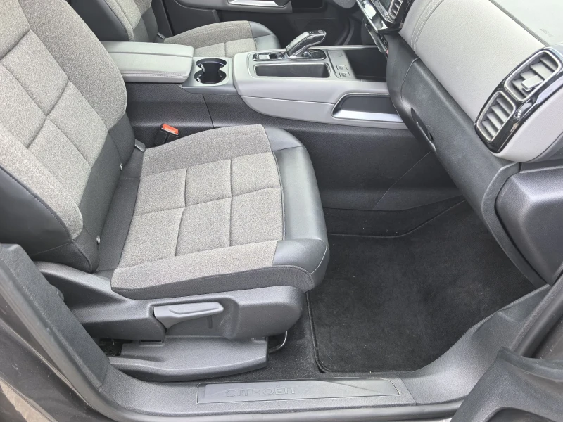 Citroen C5 Aircross 1.5 Blue HDI 131 EAT8, снимка 8 - Автомобили и джипове - 52081682