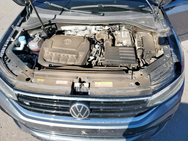 VW Tiguan 2.0L 4 Front-wheel Drive - изображение 4