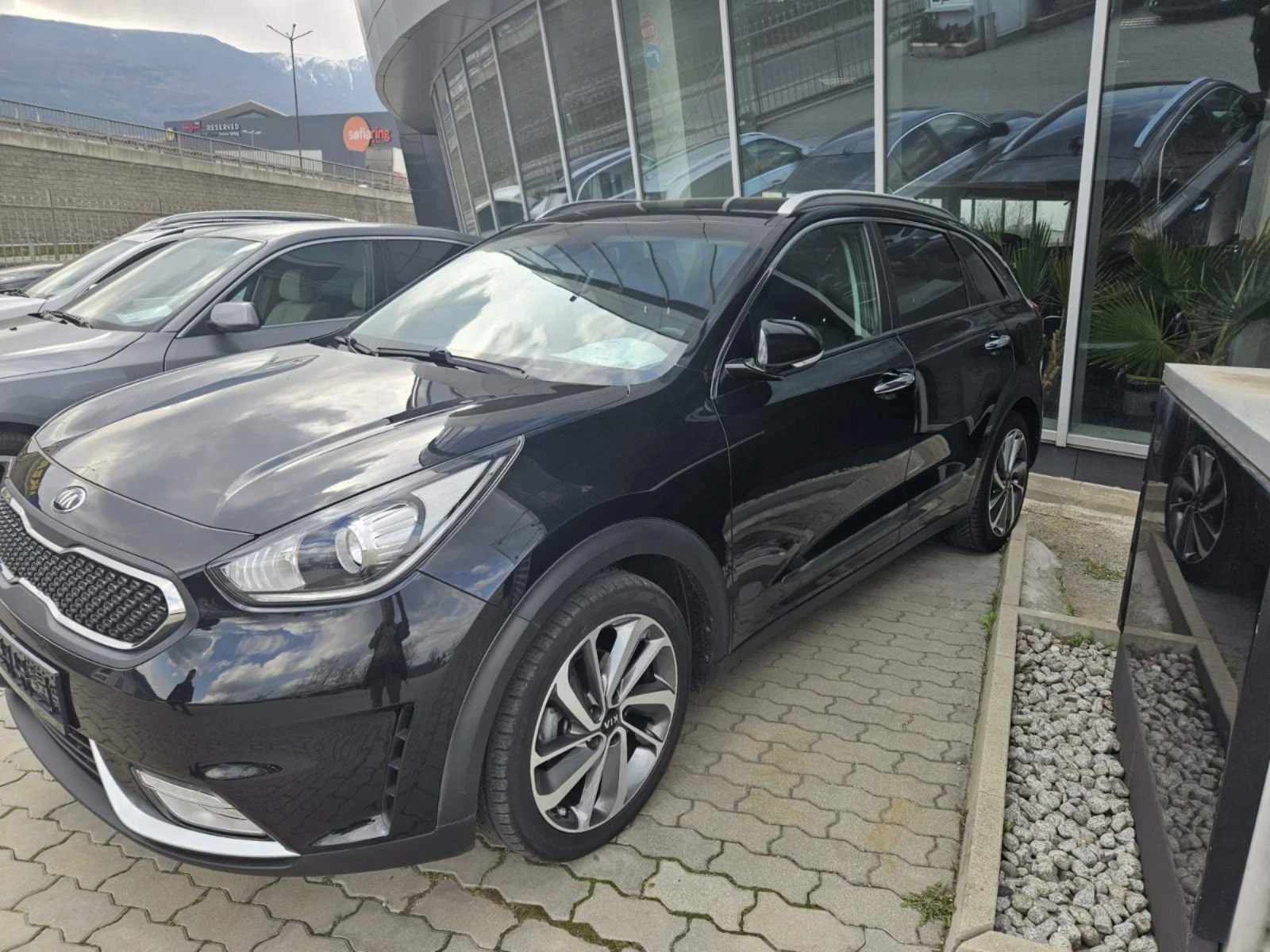 Kia Niro  - изображение 4