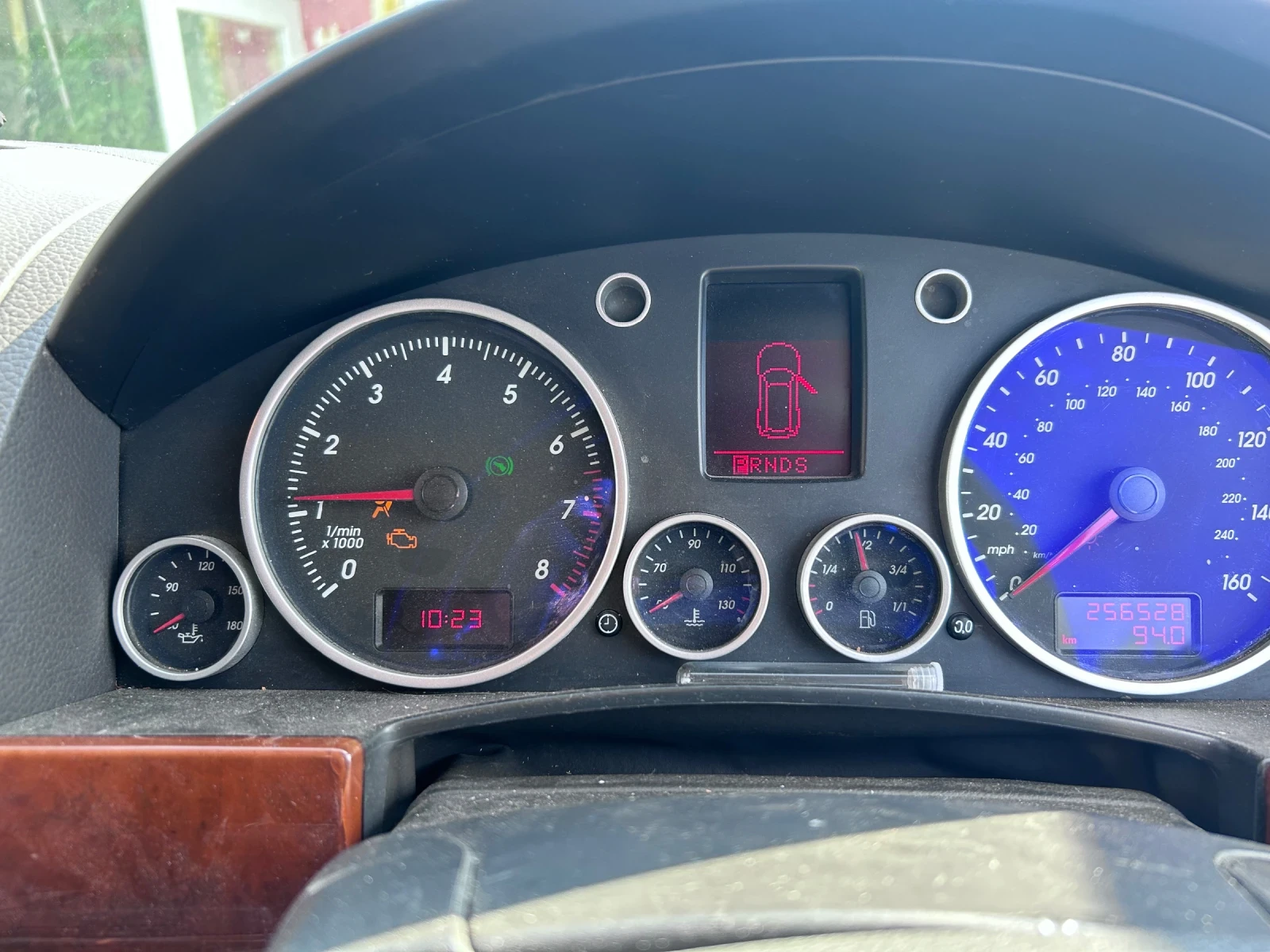 VW Touareg V6 - изображение 8