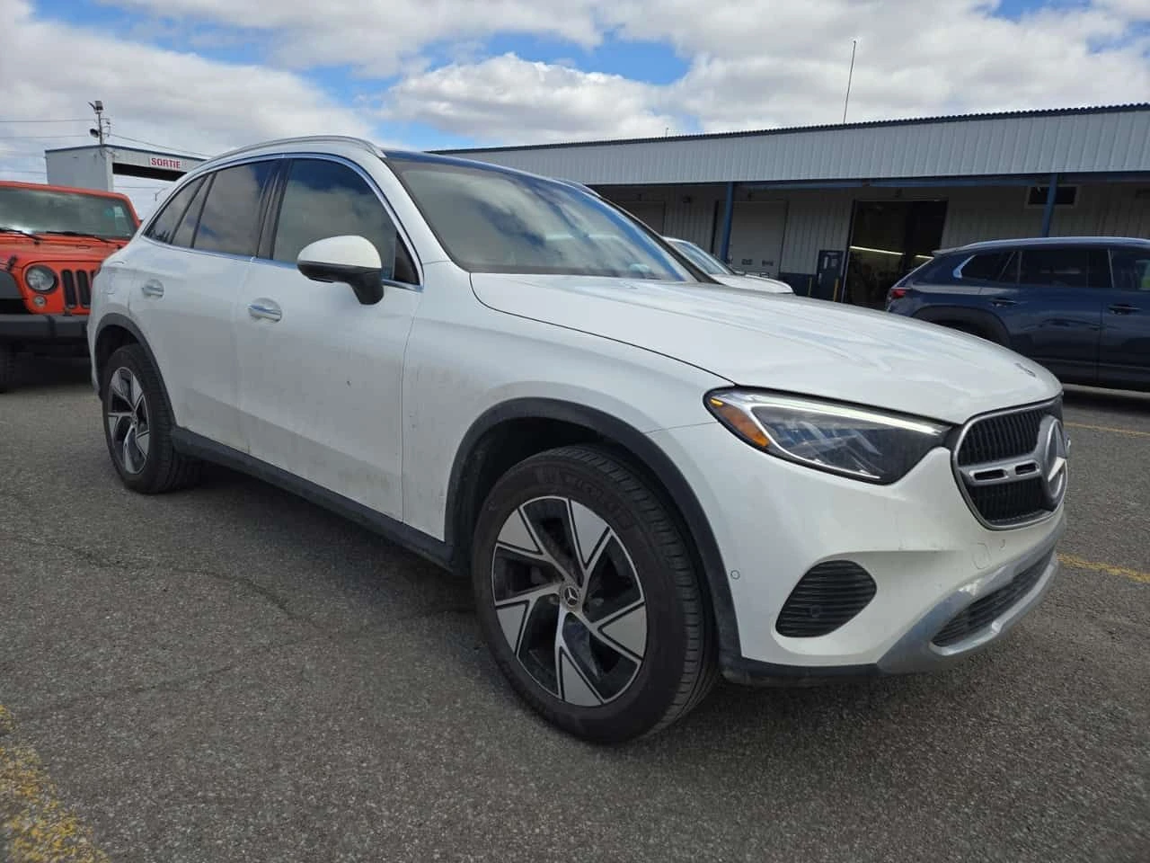 Mercedes-Benz GLC * 300 * CARFAX * ���� �� �� | Mobile.bg � ����������� 2