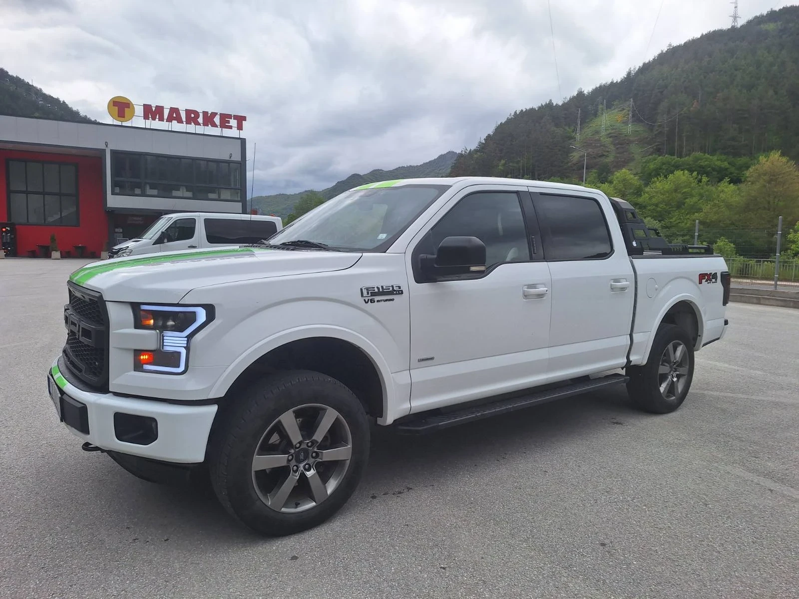 Ford F150, снимка 2 - Автомобили и джипове - 54844624