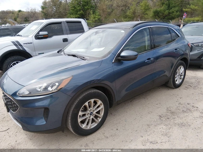 Ford Escape 1.5l Se, снимка 2 - Автомобили и джипове - 54860842