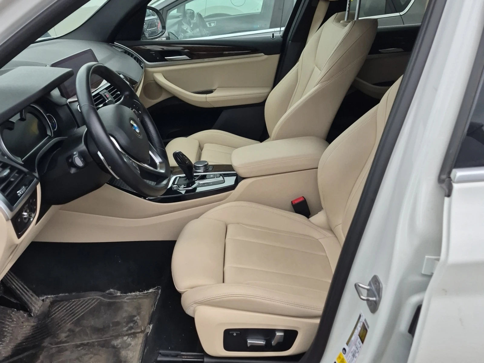 BMW X3 xDrive30i, снимка 4 - Автомобили и джипове - 55089914