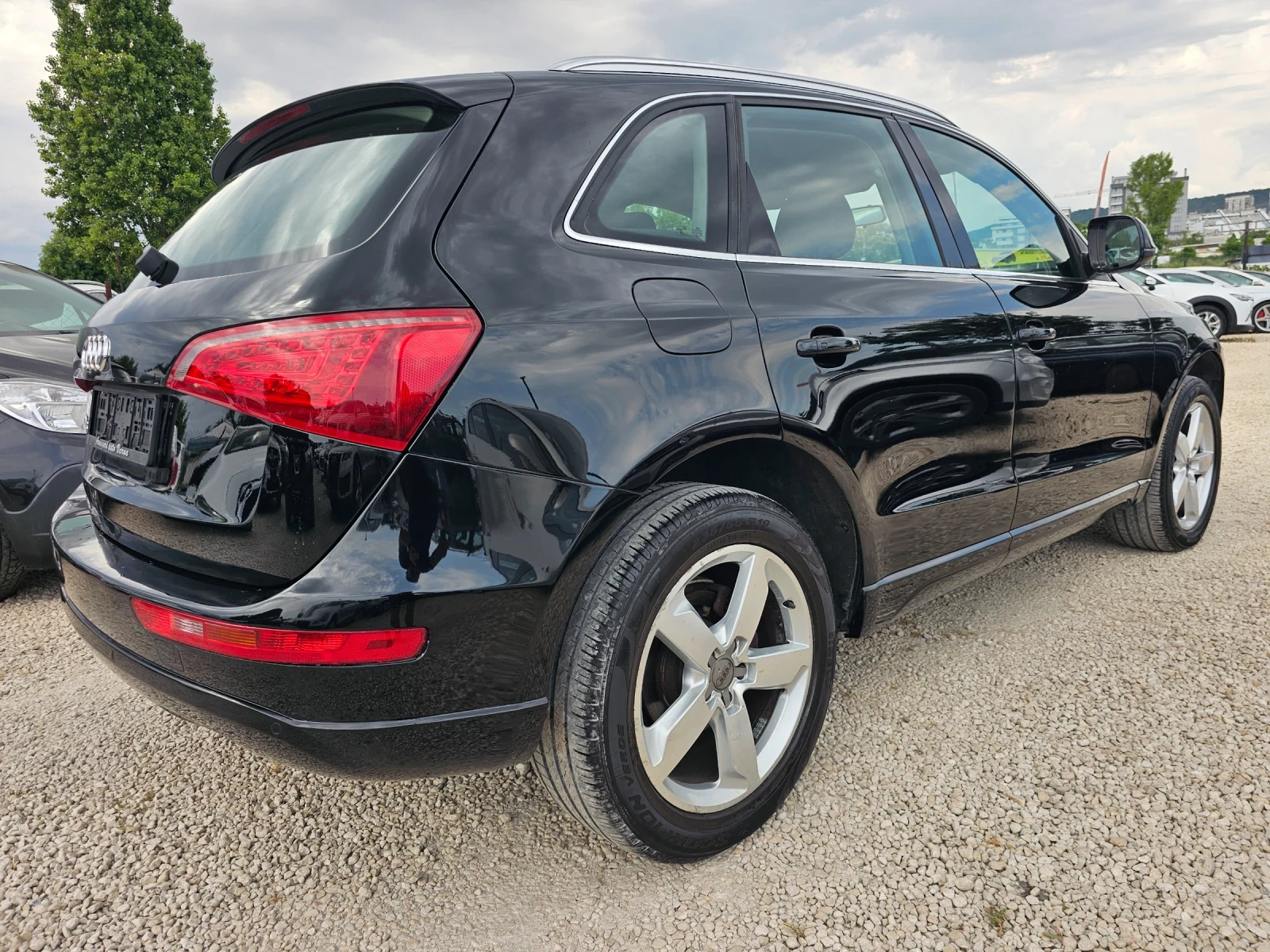 Audi Q5 2.0TDI, 170к.с., снимка 4 - Автомобили и джипове - 55168502