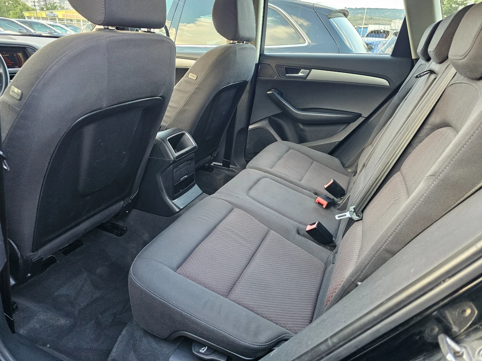 Audi Q5 2.0TDI, 170к.с., снимка 10 - Автомобили и джипове - 55168502