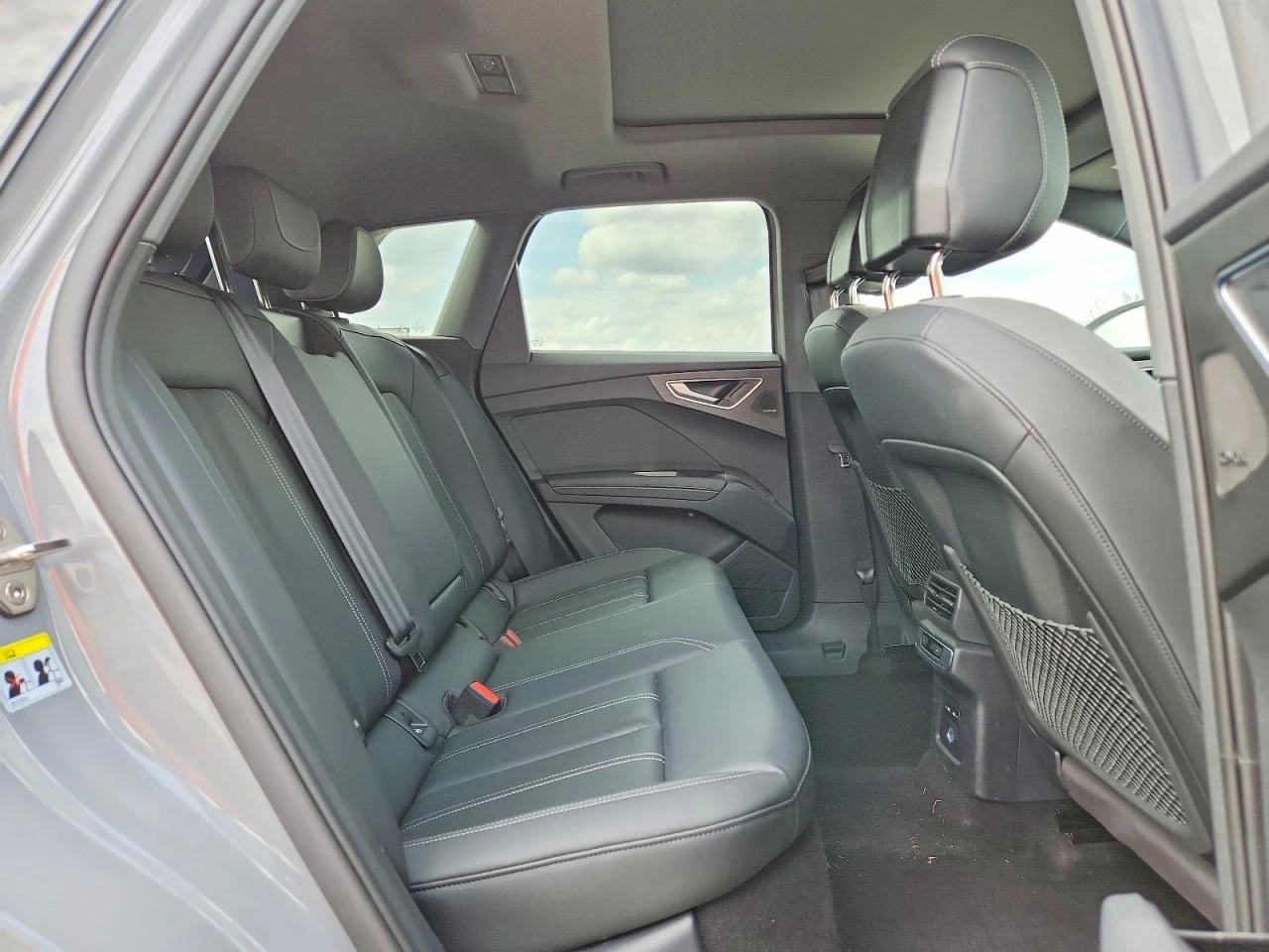 Audi Q4 E-Tron Premium Plus, снимка 11 - Автомобили и джипове - 55246217