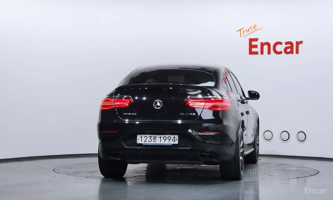 Mercedes-Benz GLC 43 AMG COUPE* BURMESTER* ХЕДЪП* ДИГИТАЛНО* ТАБЛО* LANE* A, снимка 4 - Автомобили и джипове - 55696248