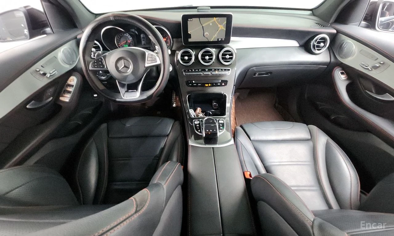 Mercedes-Benz GLC 43 AMG COUPE* BURMESTER* ХЕДЪП* ДИГИТАЛНО* ТАБЛО* LANE* A, снимка 6 - Автомобили и джипове - 55696248