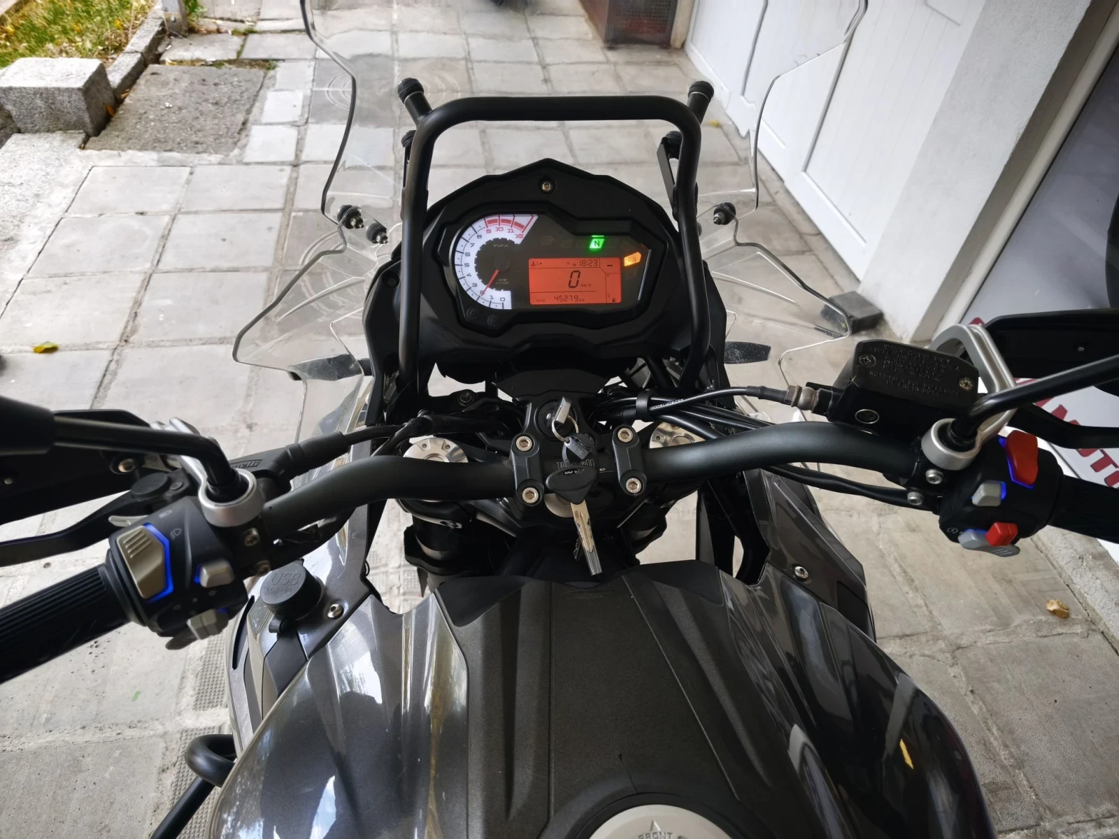 Benelli TRK 502 �2 | Mobile.bg � ����������� 6