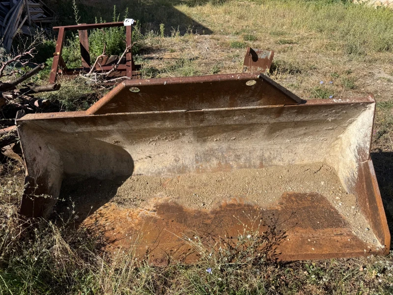 Телескопичен товарач Merlo кофа и кука, снимка 2 - Селскостопанска техника - 52067896