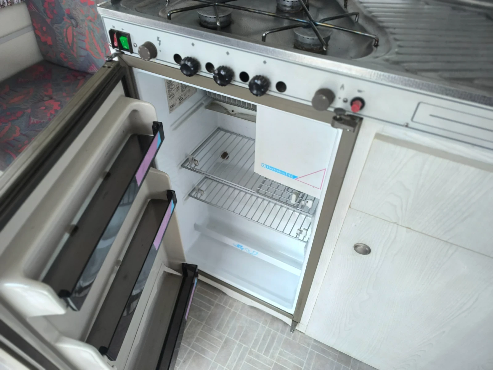 �������� Chateau Cantara 330 | Mobile.bg � ����������� 12