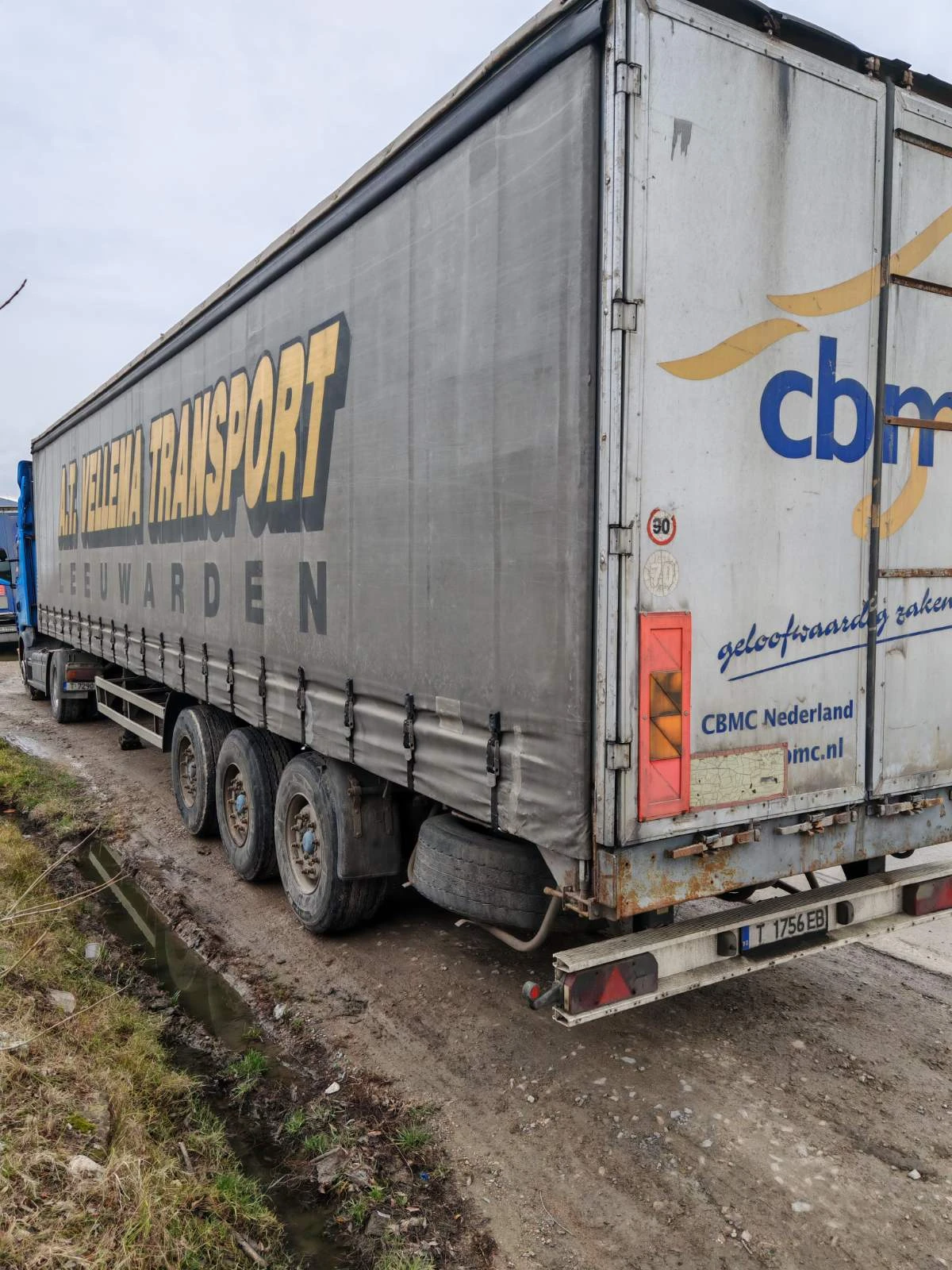  RENDERS | Mobile.bg   6