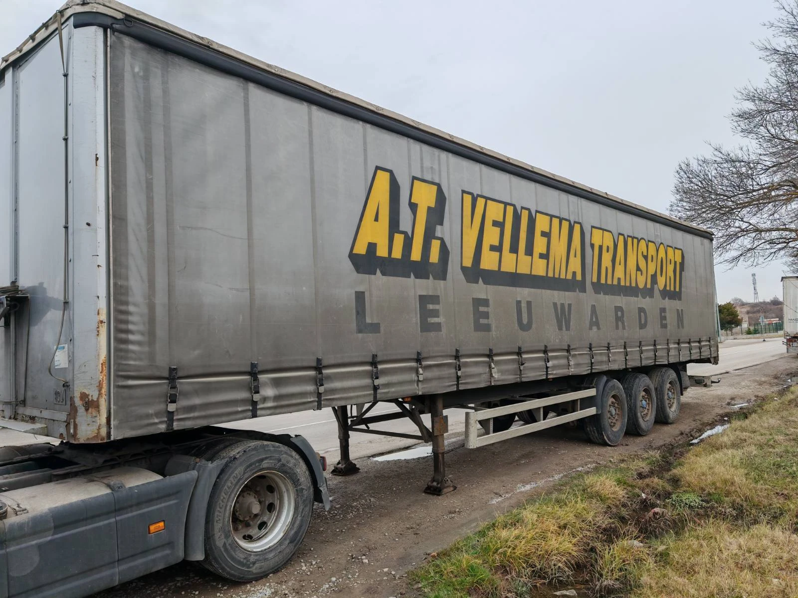  RENDERS | Mobile.bg   3