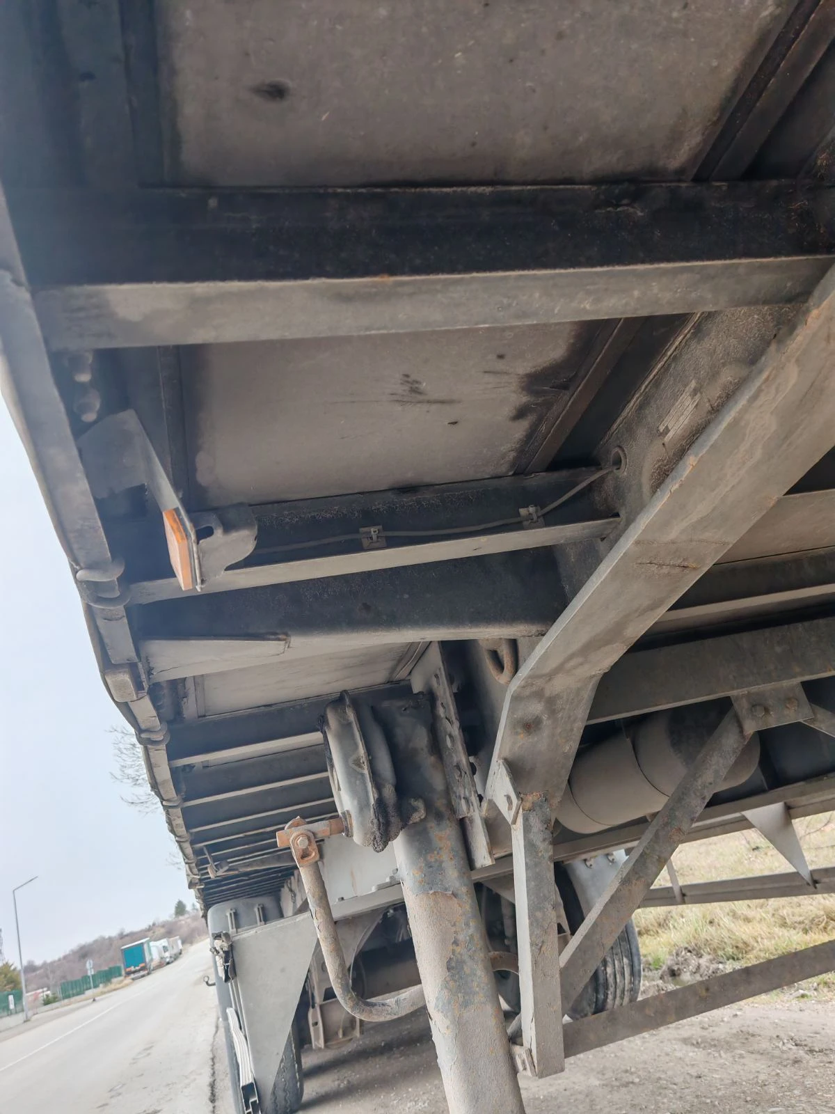  RENDERS | Mobile.bg   15