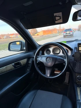 Mercedes-Benz C 220, снимка 7