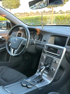 Volvo V60 Cross Country 2.0 D3 , снимка 7