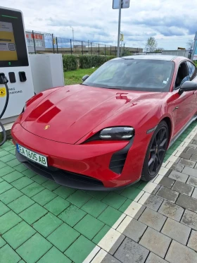    Porsche Taycan GTS