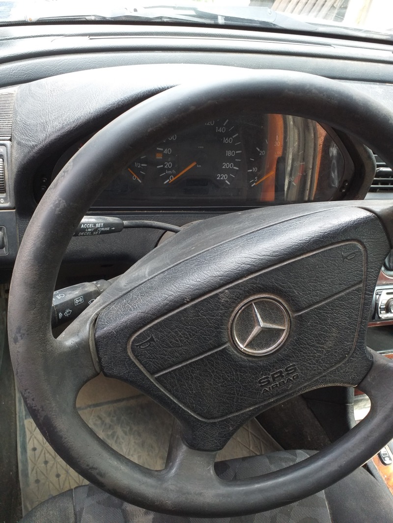 Mercedes-Benz C 250, снимка 11 - Автомобили и джипове - 46029925