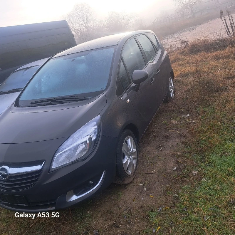 Opel Meriva 1.4 i turbo, снимка 4 - Автомобили и джипове - 48077765