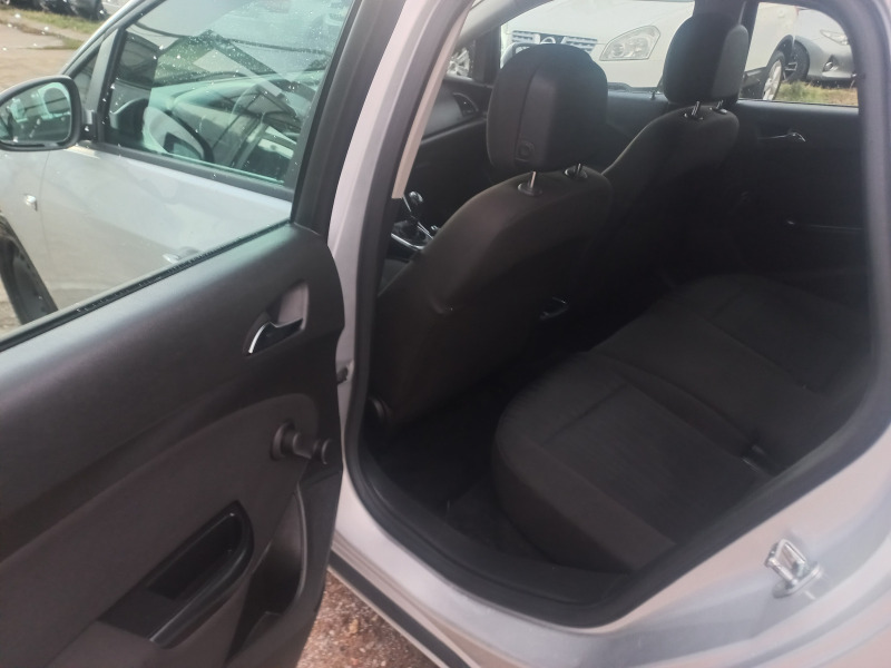 Opel Astra 1.7цдти 110к.с , снимка 10 - Автомобили и джипове - 45202657