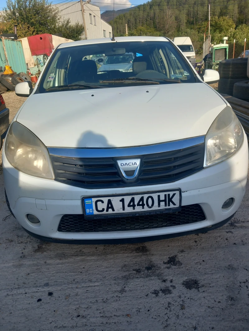 Dacia Sandero, снимка 1 - Автомобили и джипове - 47409323