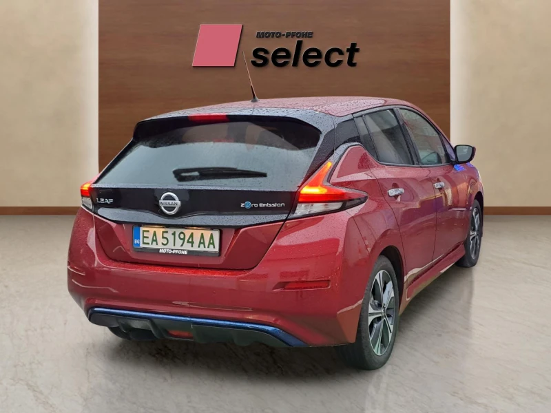 Nissan Leaf  40Kw, снимка 4 - Автомобили и джипове - 48093251