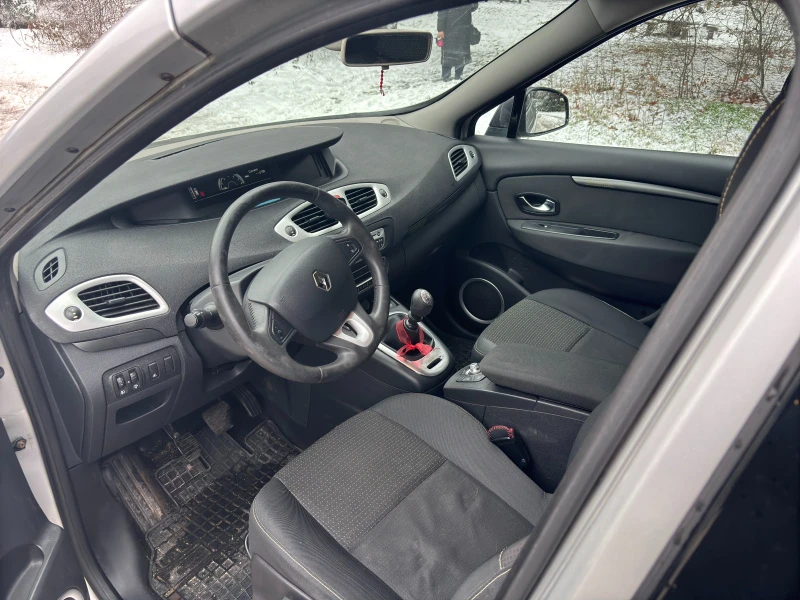 Renault Scenic 1.9 DCI - X-Mod, снимка 7 - Автомобили и джипове - 48671316