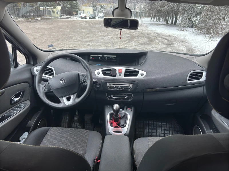 Renault Scenic 1.9 DCI - X-Mod, снимка 10 - Автомобили и джипове - 48671316