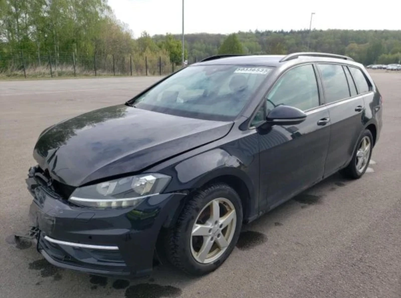 VW Golf 2.0D, снимка 7 - Автомобили и джипове - 48968133