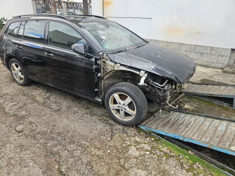 VW Golf 2.0D, снимка 10 - Автомобили и джипове - 48968133