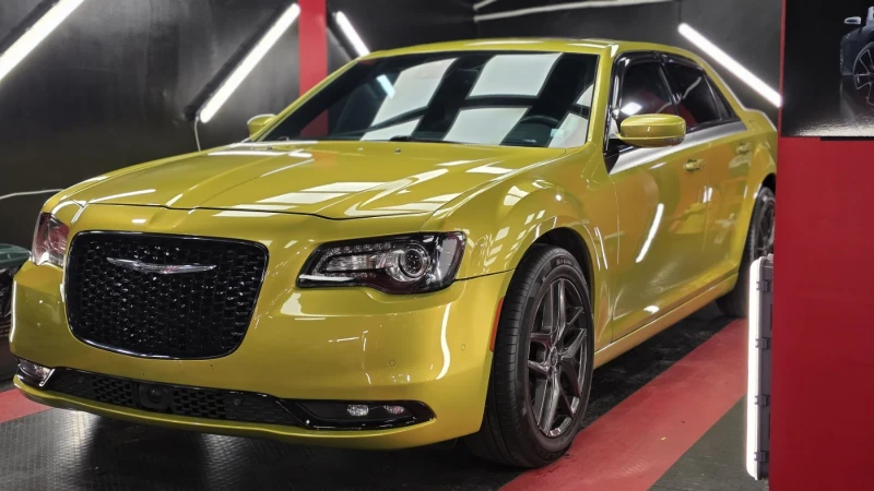 Chrysler 300c, снимка 4 - Автомобили и джипове - 52450187