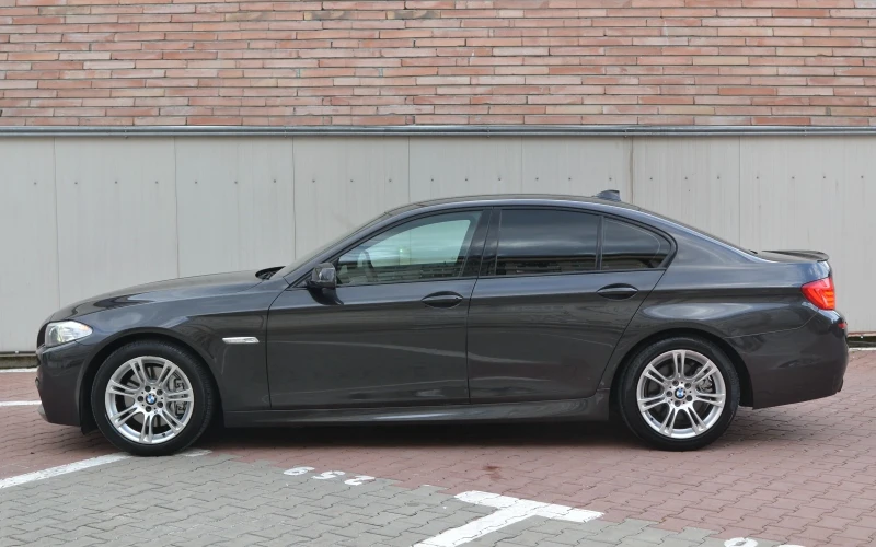 BMW 525 M-pack 2013 biturbo 218hp 4x4 197.000 km, снимка 8 - Автомобили и джипове - 52404093
