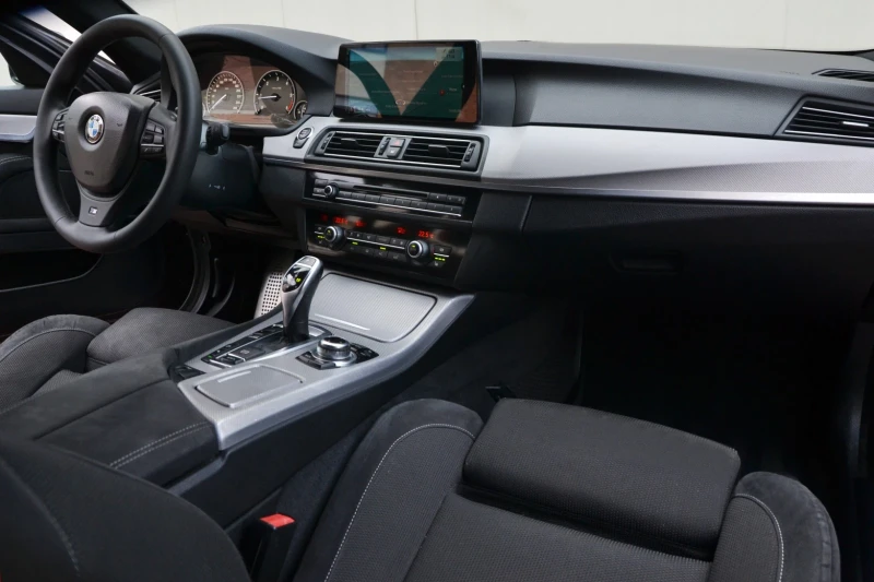 BMW 525 M-pack 2013 biturbo 218hp 4x4 197.000 km, снимка 12 - Автомобили и джипове - 52404093