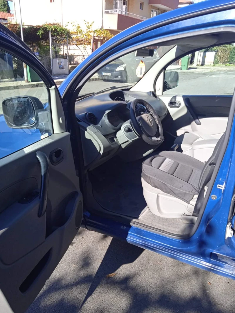 Renault Kangoo 1.5 dCi, снимка 6 - Автомобили и джипове - 52406088