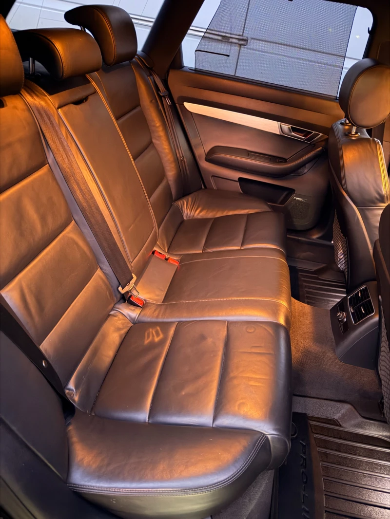 Audi A6 3.0 TDI V6 * FACELIFT * DISTRONIC * ПЕЧКА, снимка 11 - Автомобили и джипове - 52772226