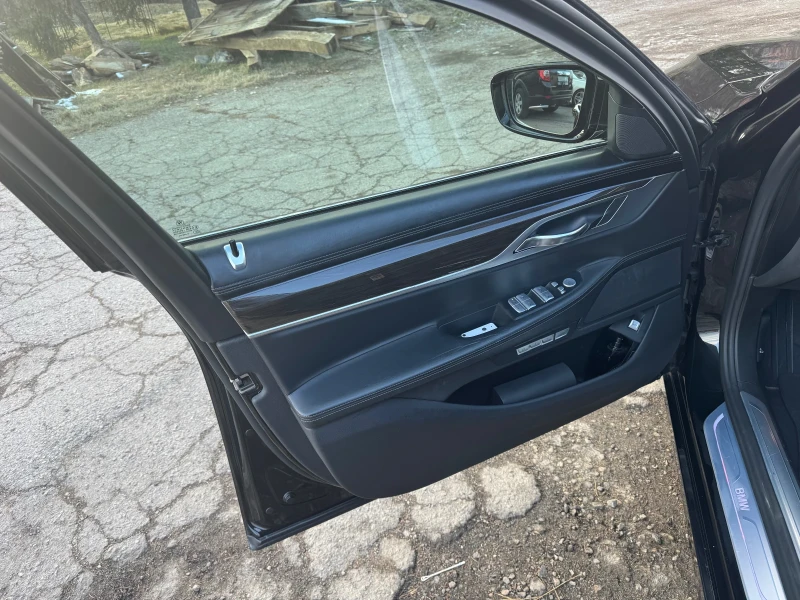 BMW 740, снимка 7 - Автомобили и джипове - 52747292