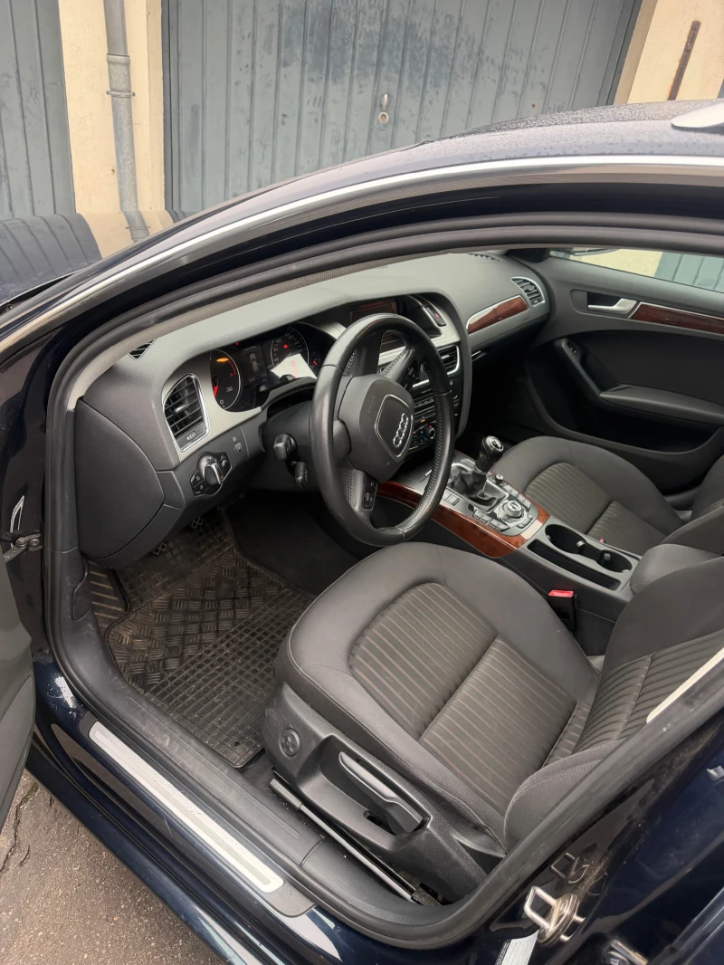 Audi A4 2.0TDI, снимка 5 - Автомобили и джипове - 52855336