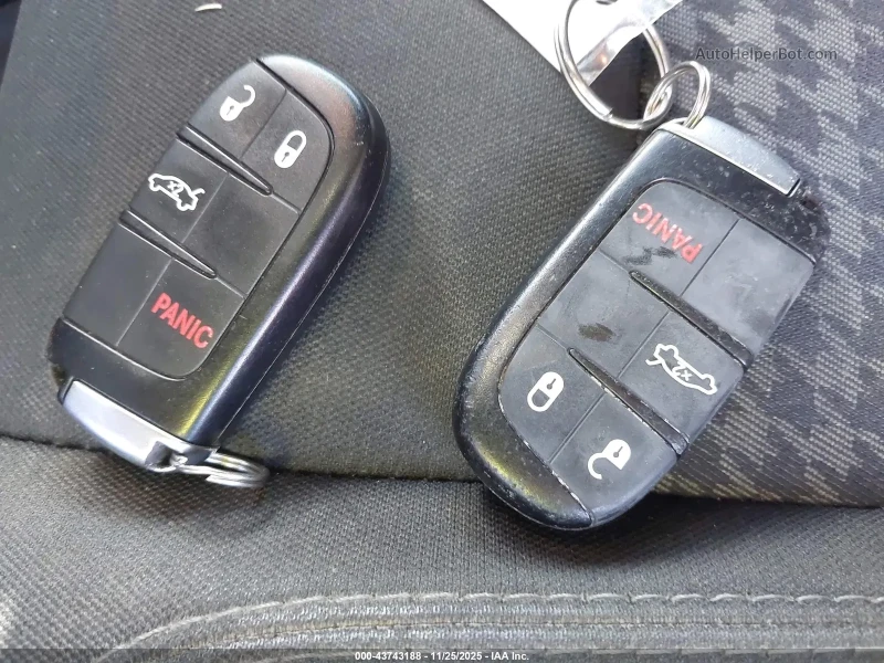 Dodge Challenger SXT* Pentastar* Крайна цена до БГ, снимка 9 - Автомобили и джипове - 53156496