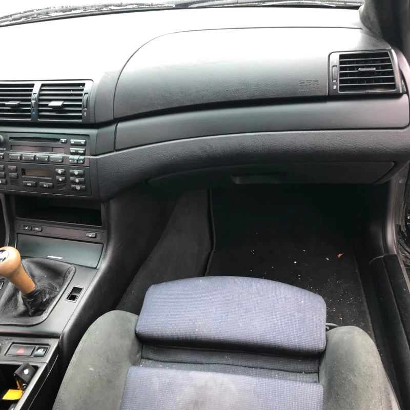 BMW 320, снимка 11 - Автомобили и джипове - 53287650