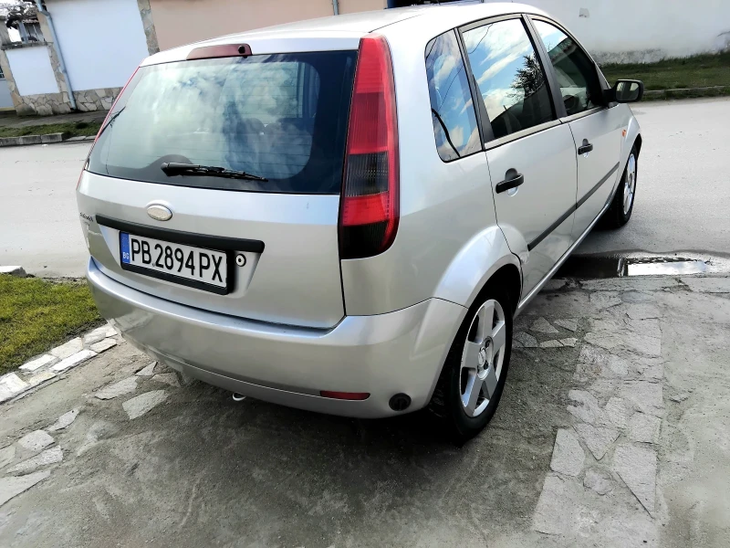 Ford Fiesta 1.4i.80k + КЛИМА + ГАЗОВ ИНЖЕКЦИОН , снимка 5 - Автомобили и джипове - 53496705