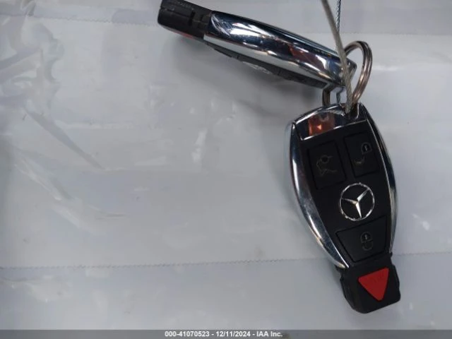 Mercedes-Benz S 550 4MATIC/BURMESTER/DISTRONIC/МАСАЖИ/KEYLESS/, снимка 13 - Автомобили и джипове - 48342680