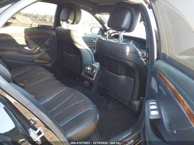 Mercedes-Benz S 550 4MATIC/BURMESTER/DISTRONIC/МАСАЖИ/KEYLESS/, снимка 11 - Автомобили и джипове - 48342680