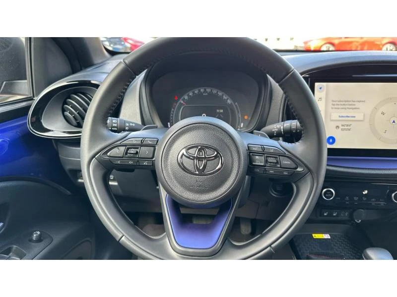 Toyota Aygo X 1.0 ENVY CVT MY24, снимка 13 - Автомобили и джипове - 52693818