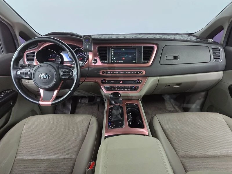 Kia Carnival 9-seater Luxury| 197к.с.| ВКЛ.ТЕХНОТЕСТ, снимка 7 - Автомобили и джипове - 55136892