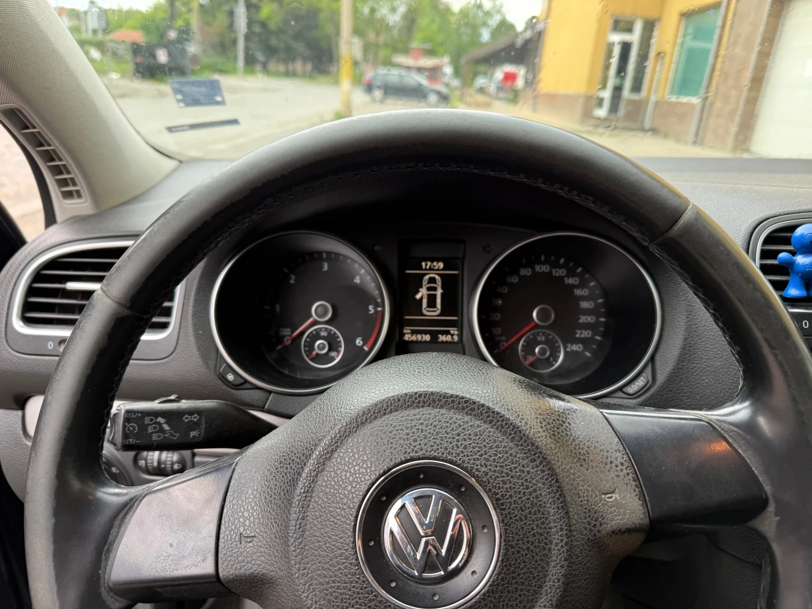 VW Golf 1.6 дизел  - изображение 6