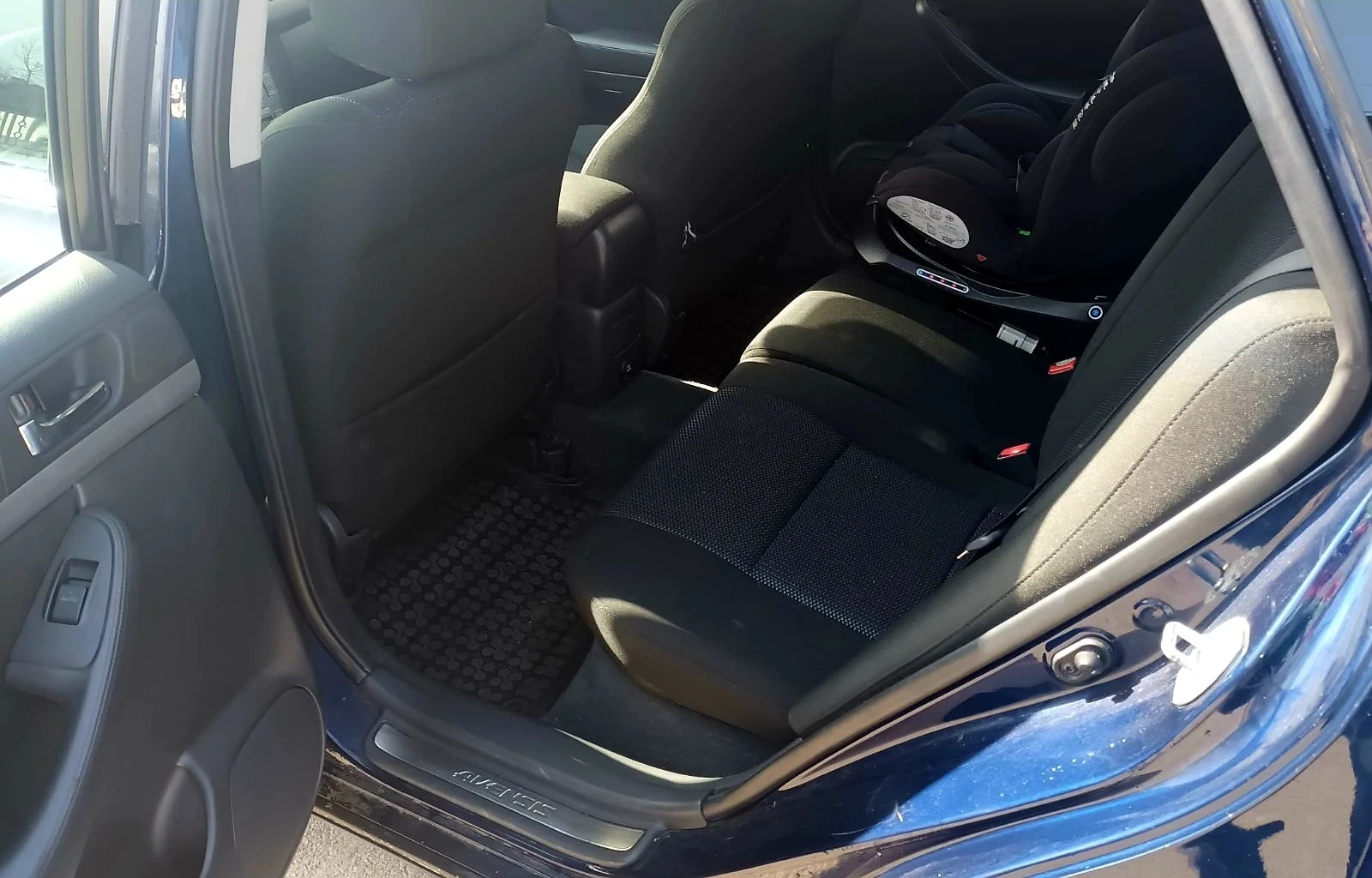 Toyota Avensis  - изображение 8